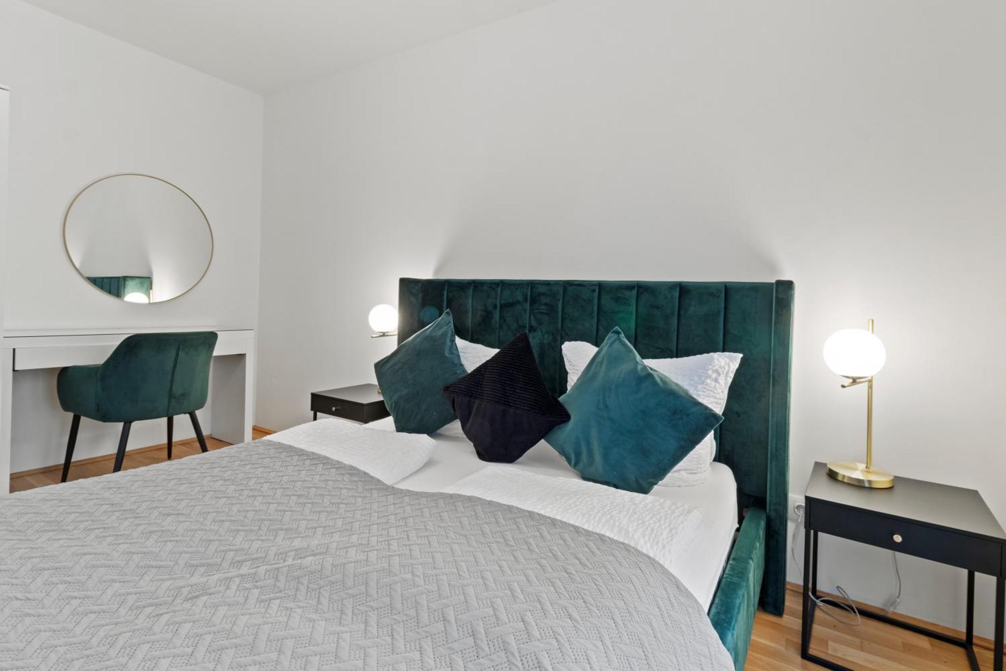 Balcony Apartment I 50 M² I Near City Center Wien Ngoại thất bức ảnh